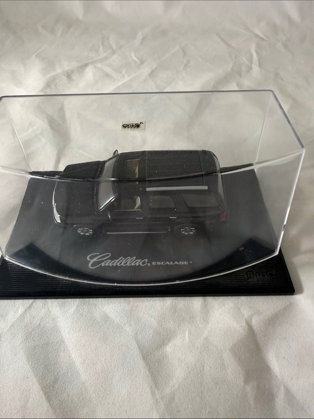 Cadillac Escalade Die-Cast Model - Cadillac Black